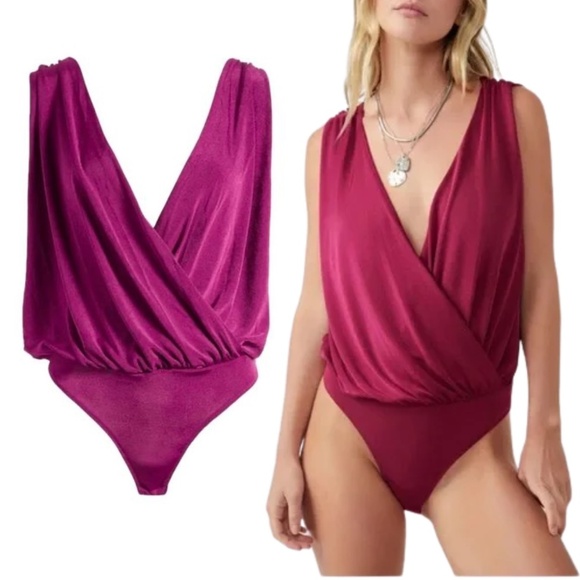 NEW Intimately Free People Night Owl Deep V Bodysuit in Dark Rhubarb Sz. XS - Picture 1 of 5